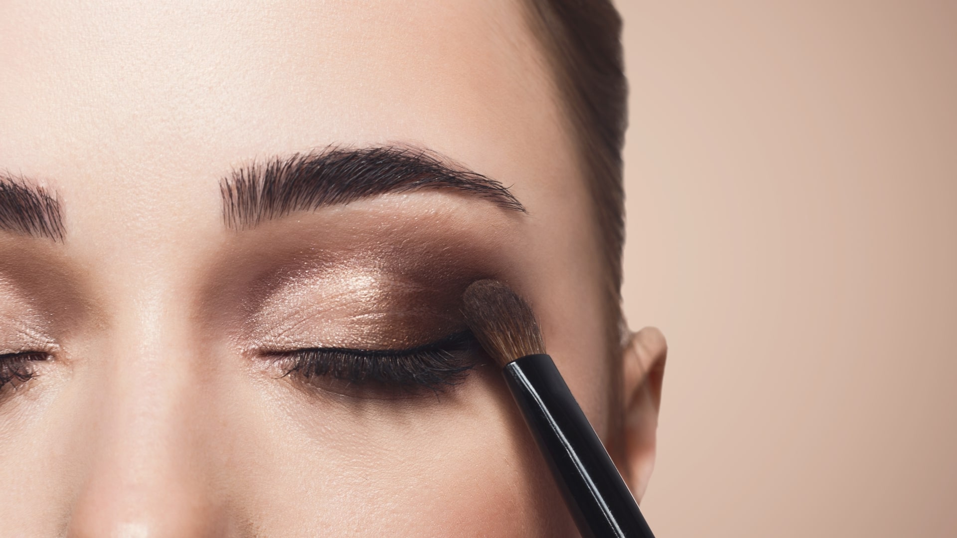Elevate Your Appearance with these Eye Makeup Techniques